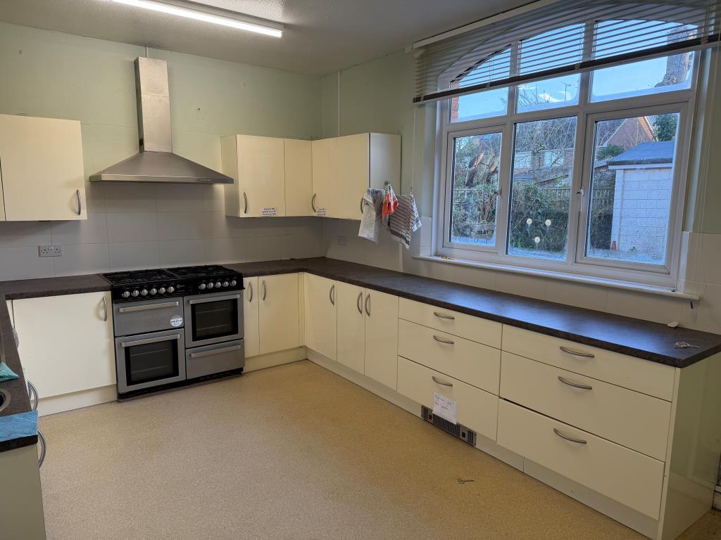 Lot: 35 - FORMER METHODIST CHURCH WITH POTENTIAL - Fitted kitchen at rear of building